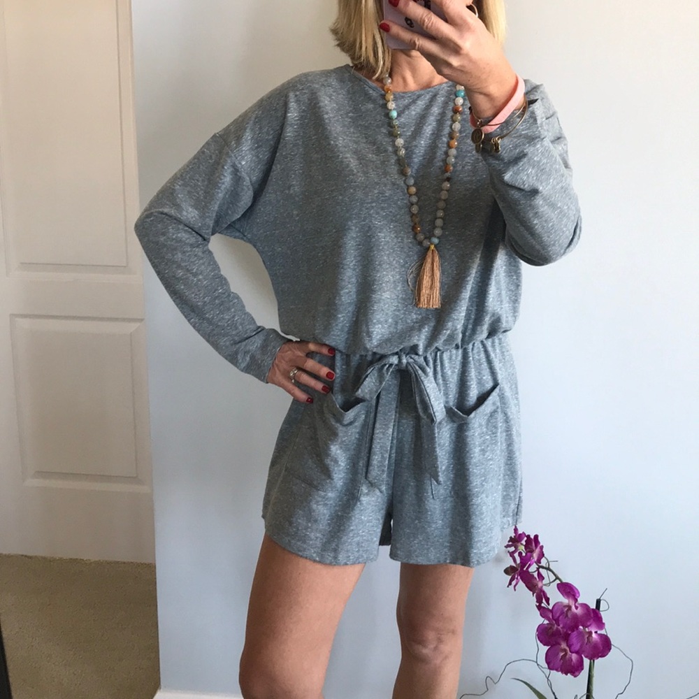 1 LARGE LEFT Grey Long Sleeve Romper - Picture 2 of 8